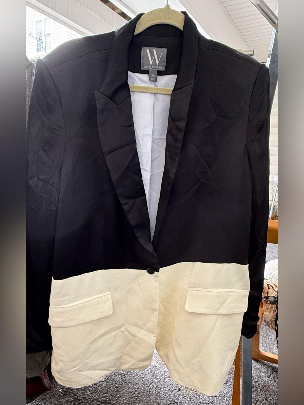 Worthington Black and Cream Two-Tone Blazer